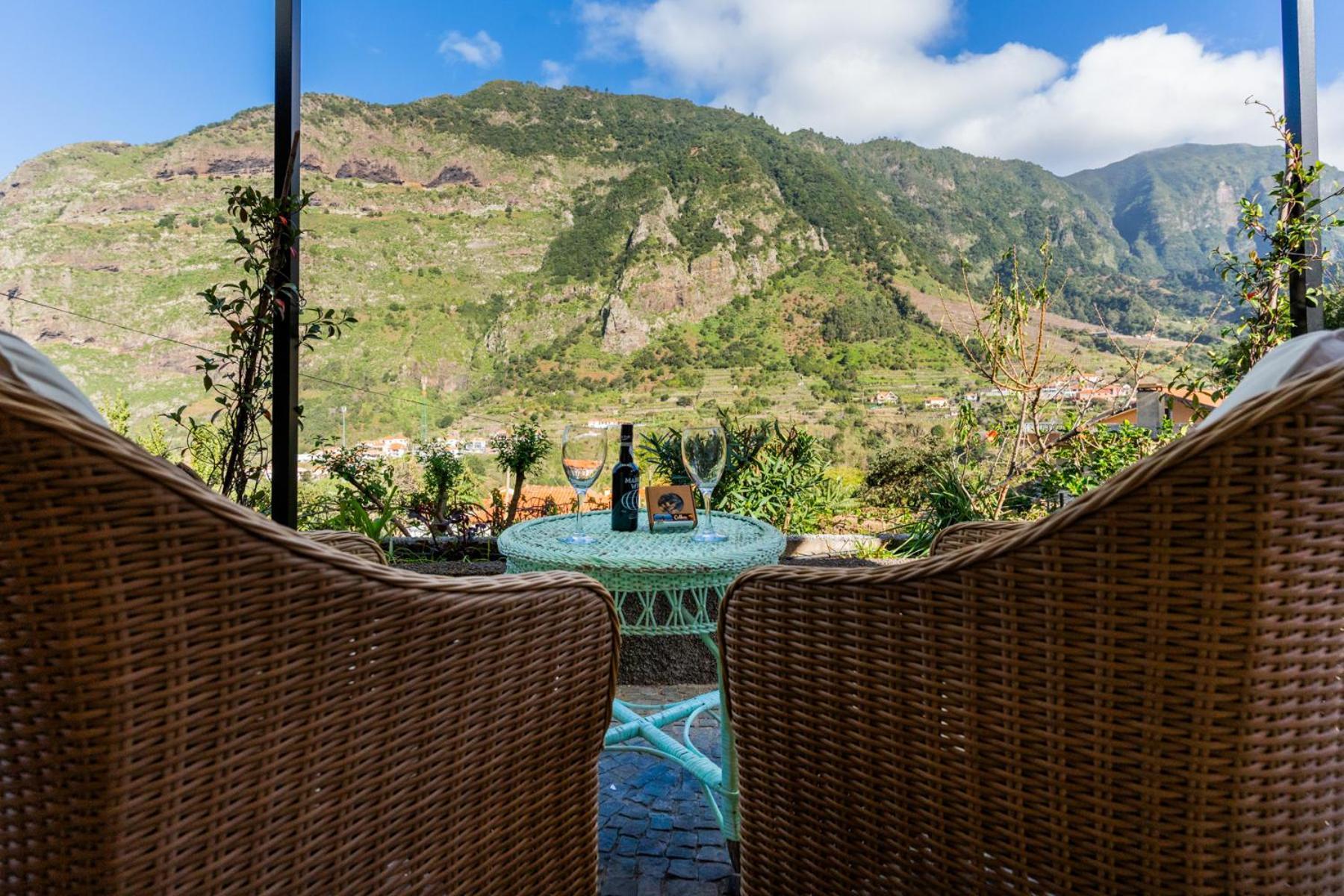 Madeira Surf Lodge เซาวิเซนเจ ภายนอก รูปภาพ
